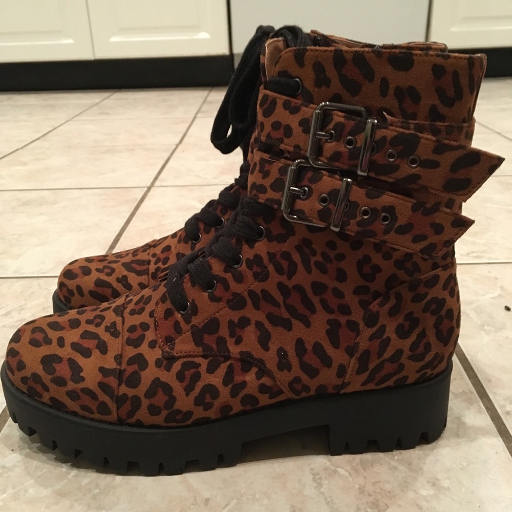 Leopard high top boots